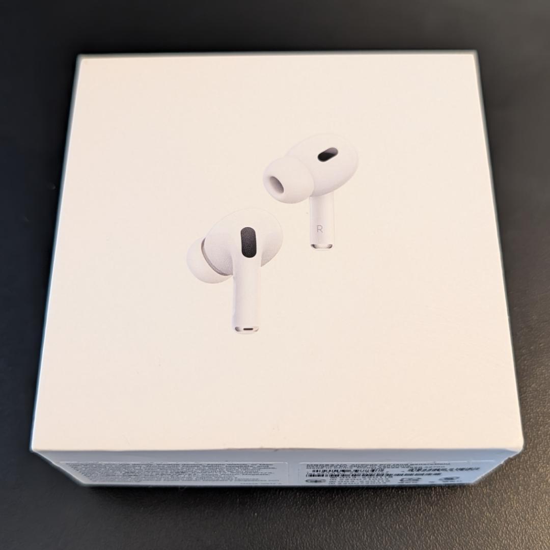 AirPods Pro 第2世代 MQD83J/A Lightning