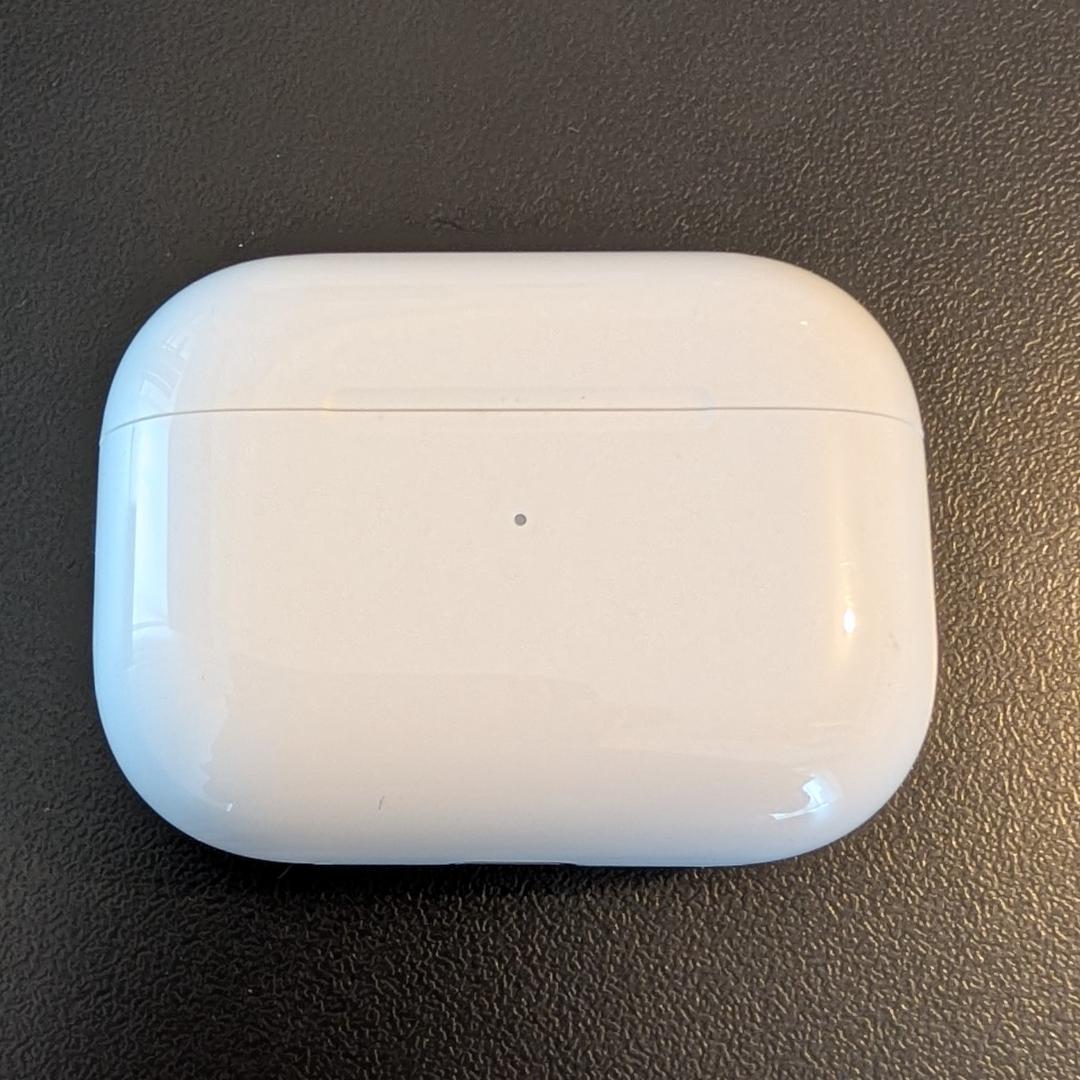 AirPods Pro 第2世代 MQD83J/A Lightning