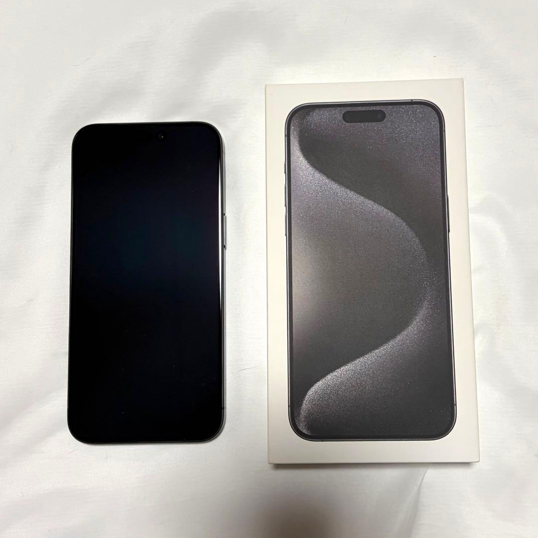 iPhone 15 Pro max 512gb ブラック 本体　simフリー