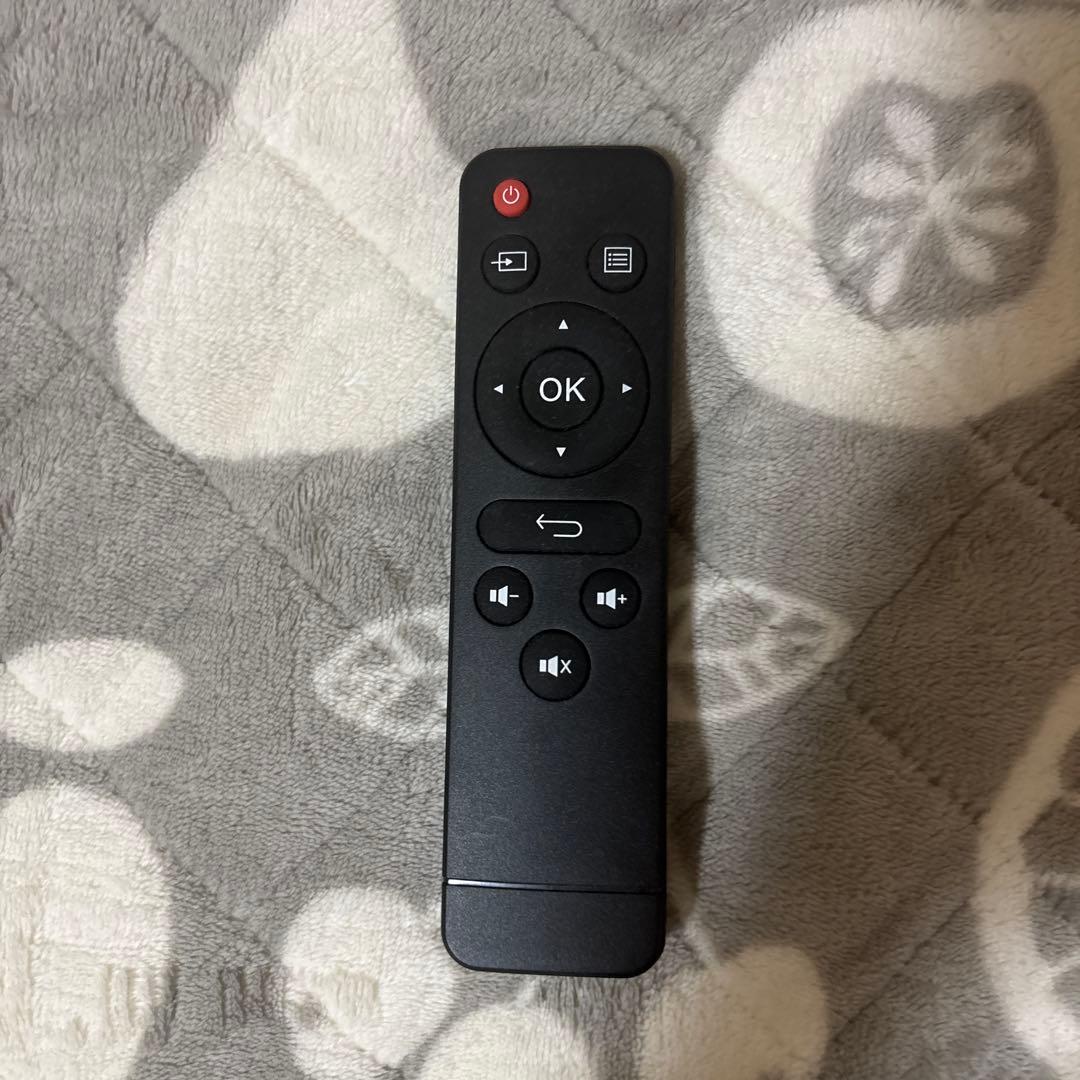 Wimius プロジェクター 本体 ホワイト