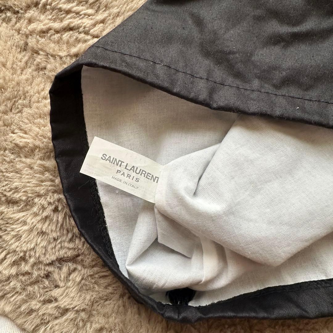 イヴ・サンローラン　レザー クラッチバッグ