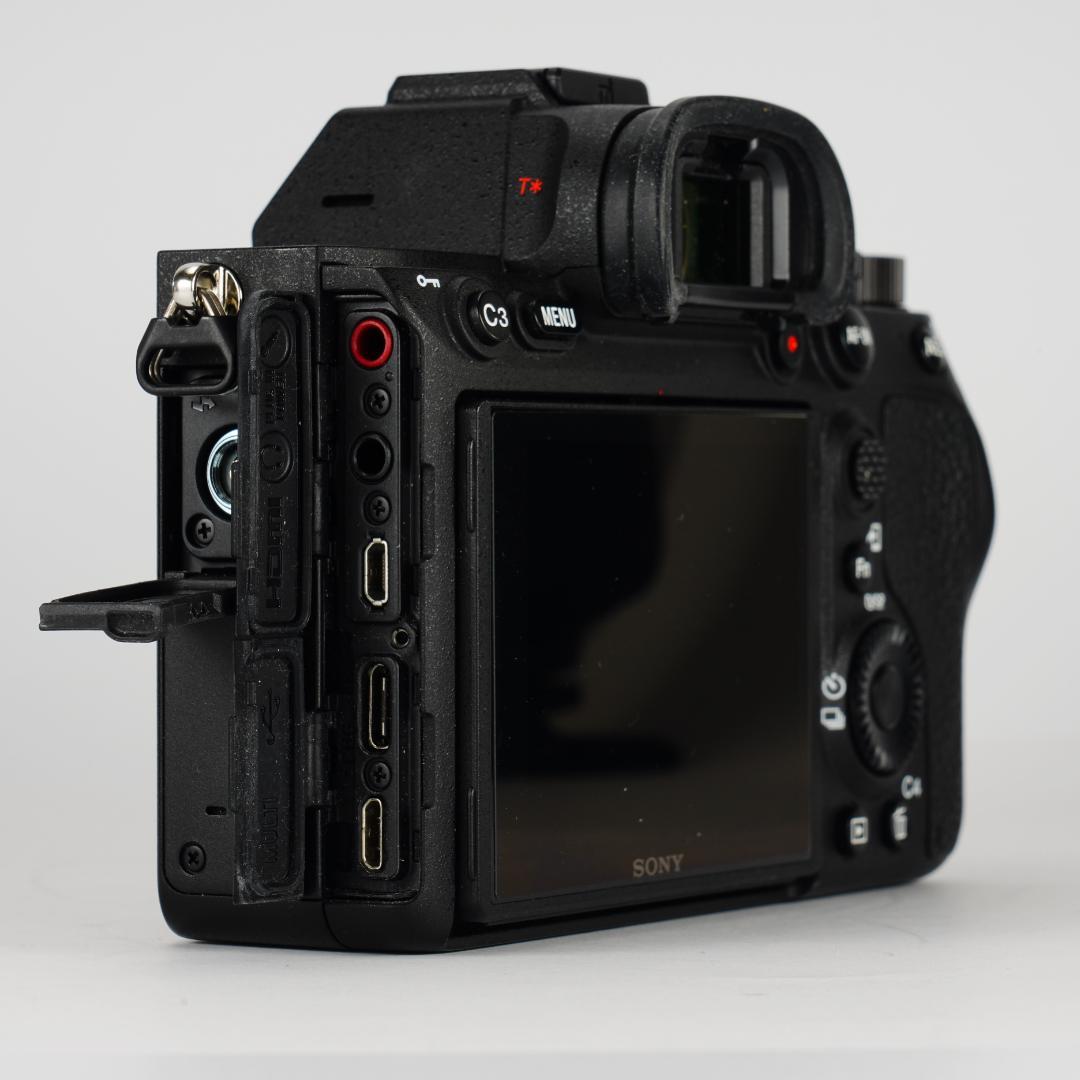 【圧倒的解像力】未使用級/SONY/α7R IV/4068回/バッテリー2個