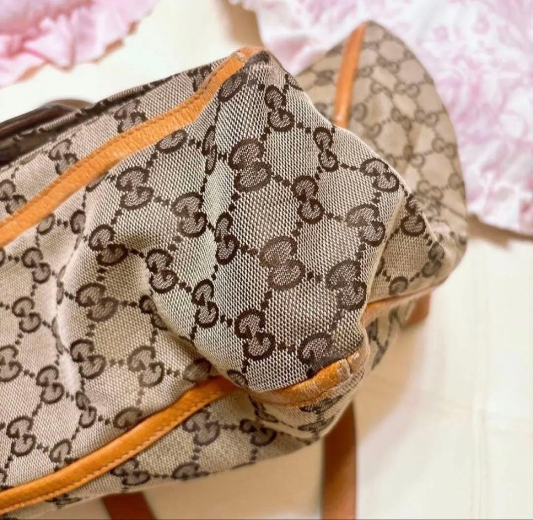 【保存袋付き】Gucci ロゴプリント ショルダーバッグ