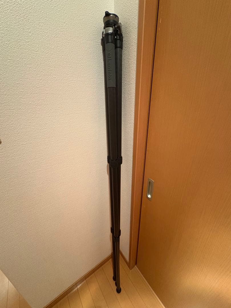 LS-323CEX レベリングベース搭載カーボン三脚Leofotot
