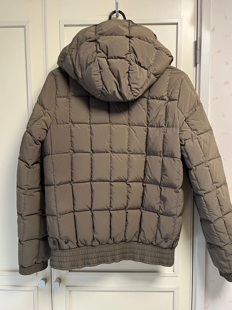 TATRAS オリーブ色 キルティングダウンジャケット