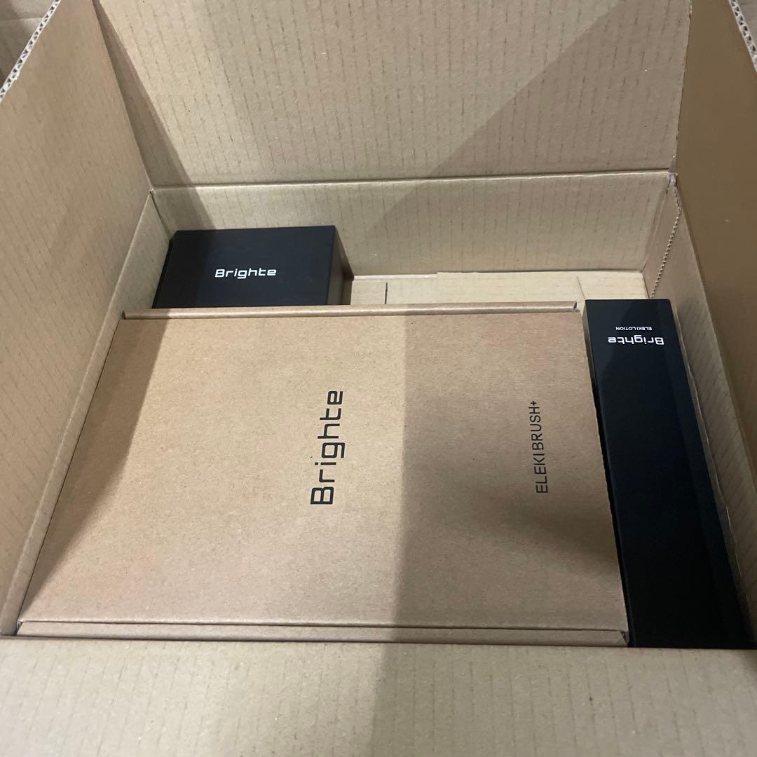 Brighte ELEKI BRUSH+エレキブラシ 専用化粧水 スカルプブラシ