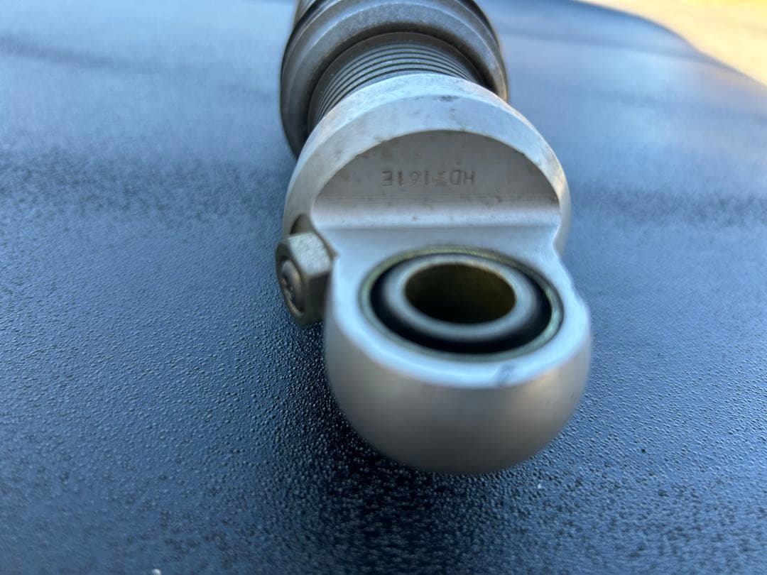 スポーツスター オーリンズリアサスペンション HD9161E