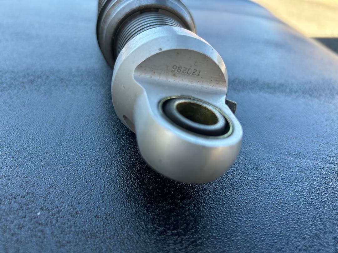 スポーツスター オーリンズリアサスペンション HD9161E