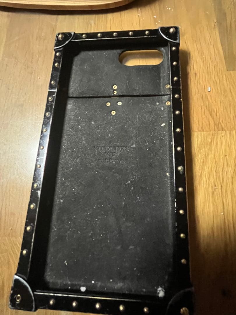 Apple iPhone 8 Plus ローズゴールドケース付