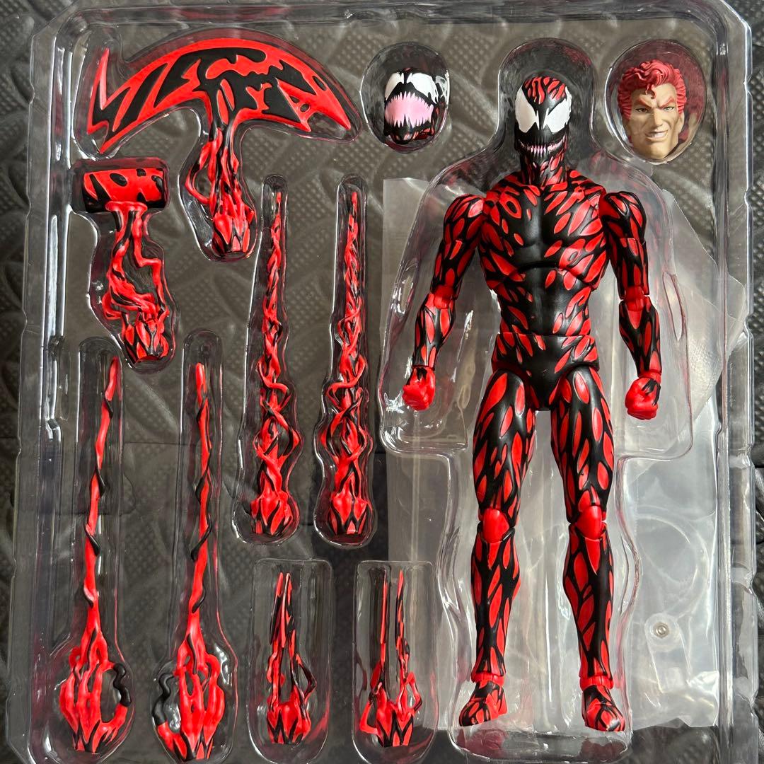 MAFEX マフェックス　ヴェノム カーネイジ