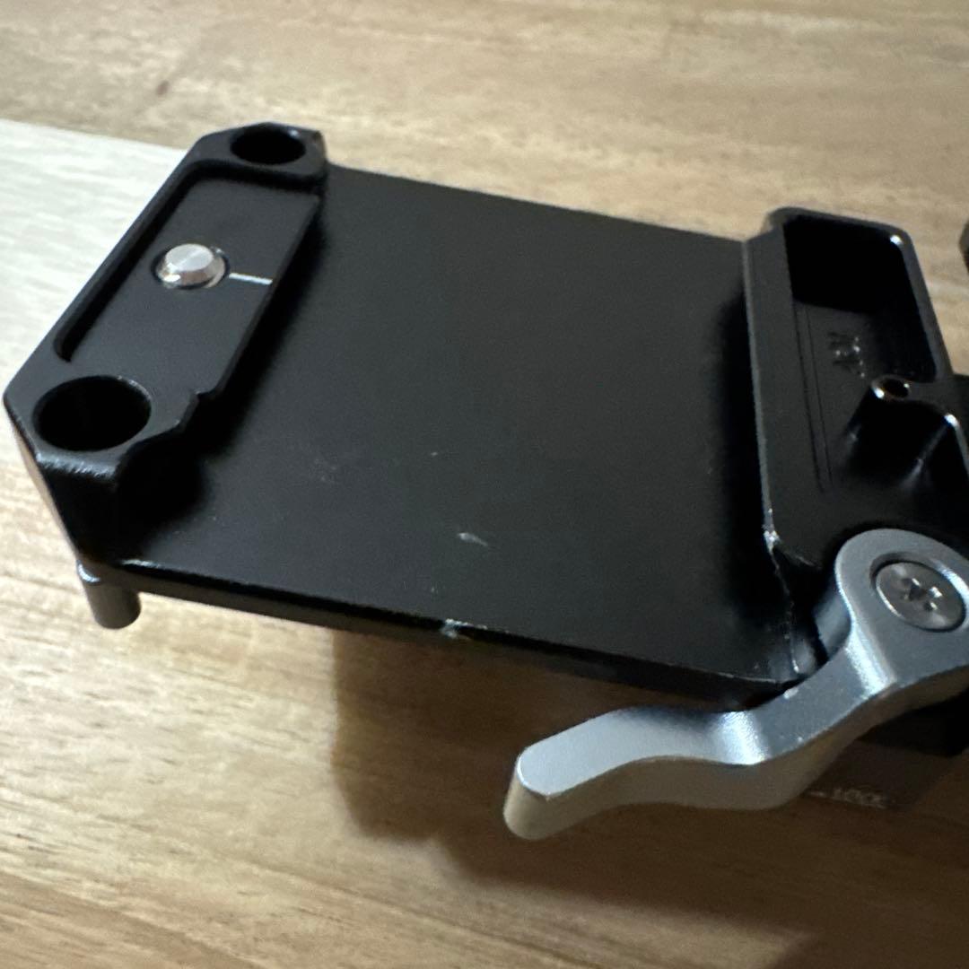 SmallRig V マウント バッテリー プレート 4064B