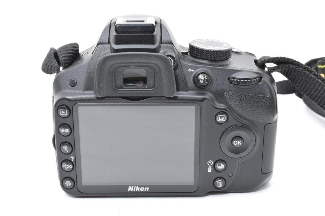 【箱付き】 Nikon ニコン D3200 レンズセット デジタル一眼カメラ