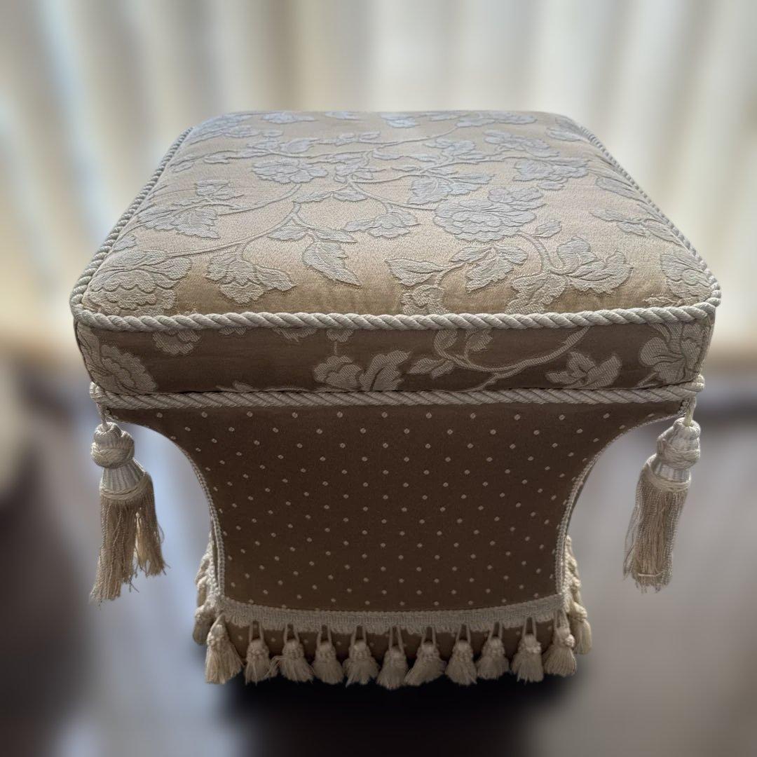 【出品8/20迄！】　ジェニファーテイラー　姫系　スツール