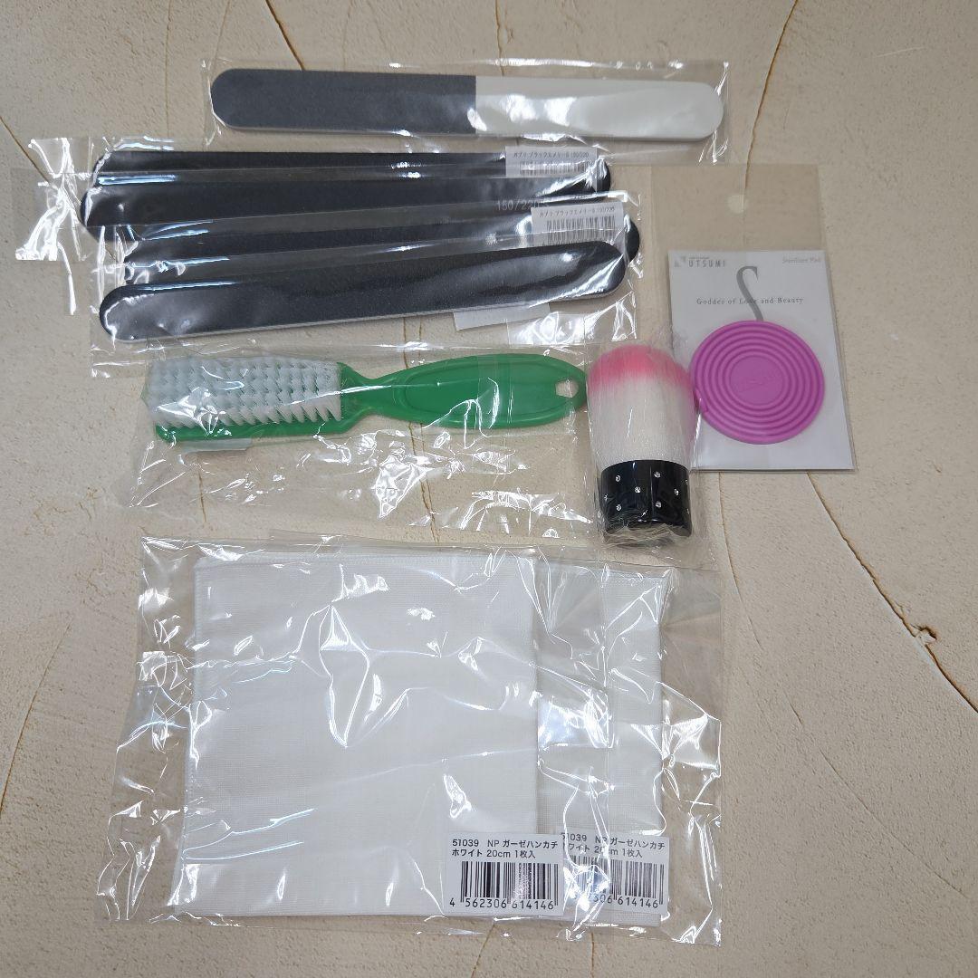 M*a様 ネイリスト練習用、実践用具バック付き39点セット