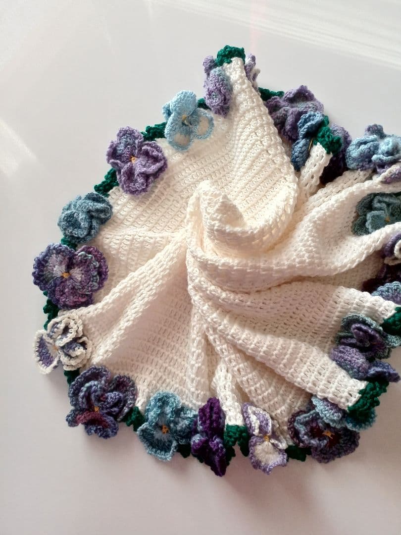 パンジーの　花束ブランケット　カシミア100%で温か