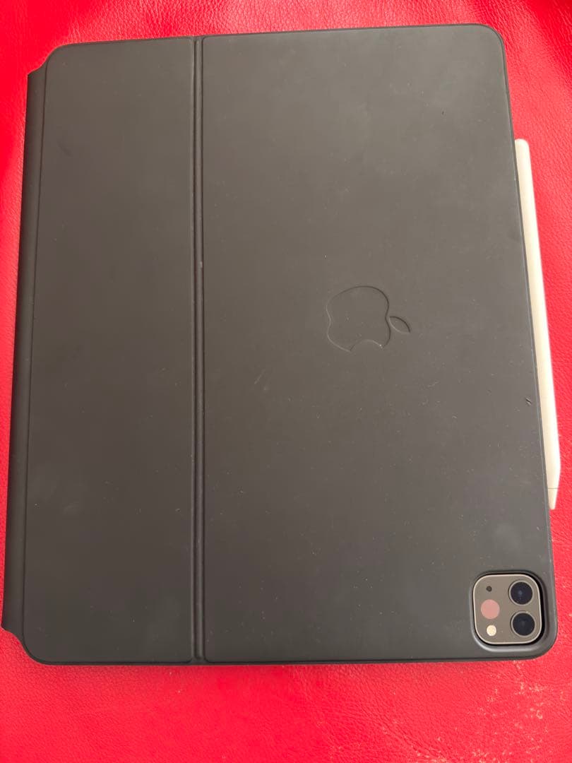 Apple iPad Pro 12.9インチ + Magic Keyboard