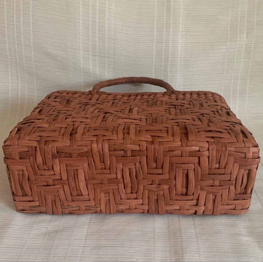 新入荷 新品 長野産 サイズM 職人手編み　連続網代編み　山葡萄籠バッグ