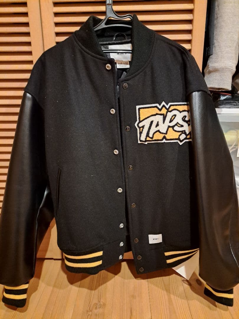 ダブルタップススタジャン