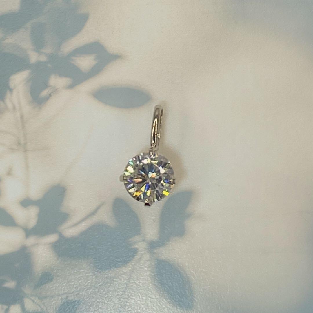 【日本製】　プラチナ　Pt900 5mm モアサナイト　ペンダント　ヘッド