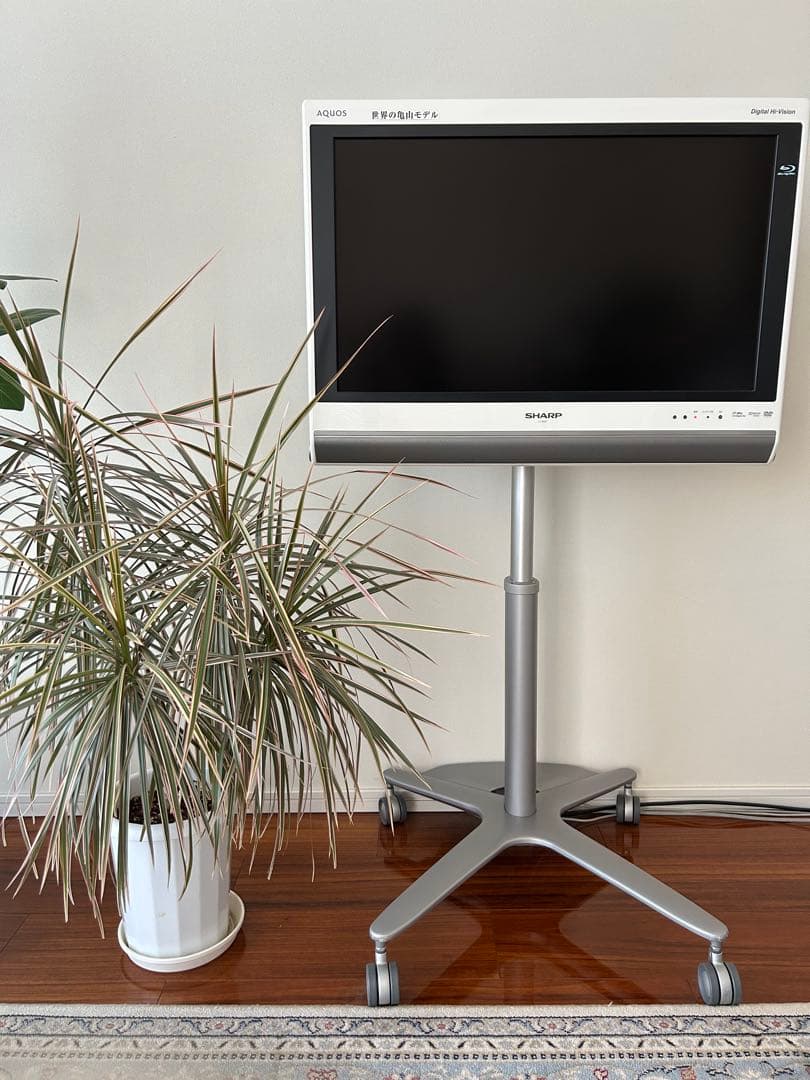 SHARP AQUOS ホワイト キャスター付き