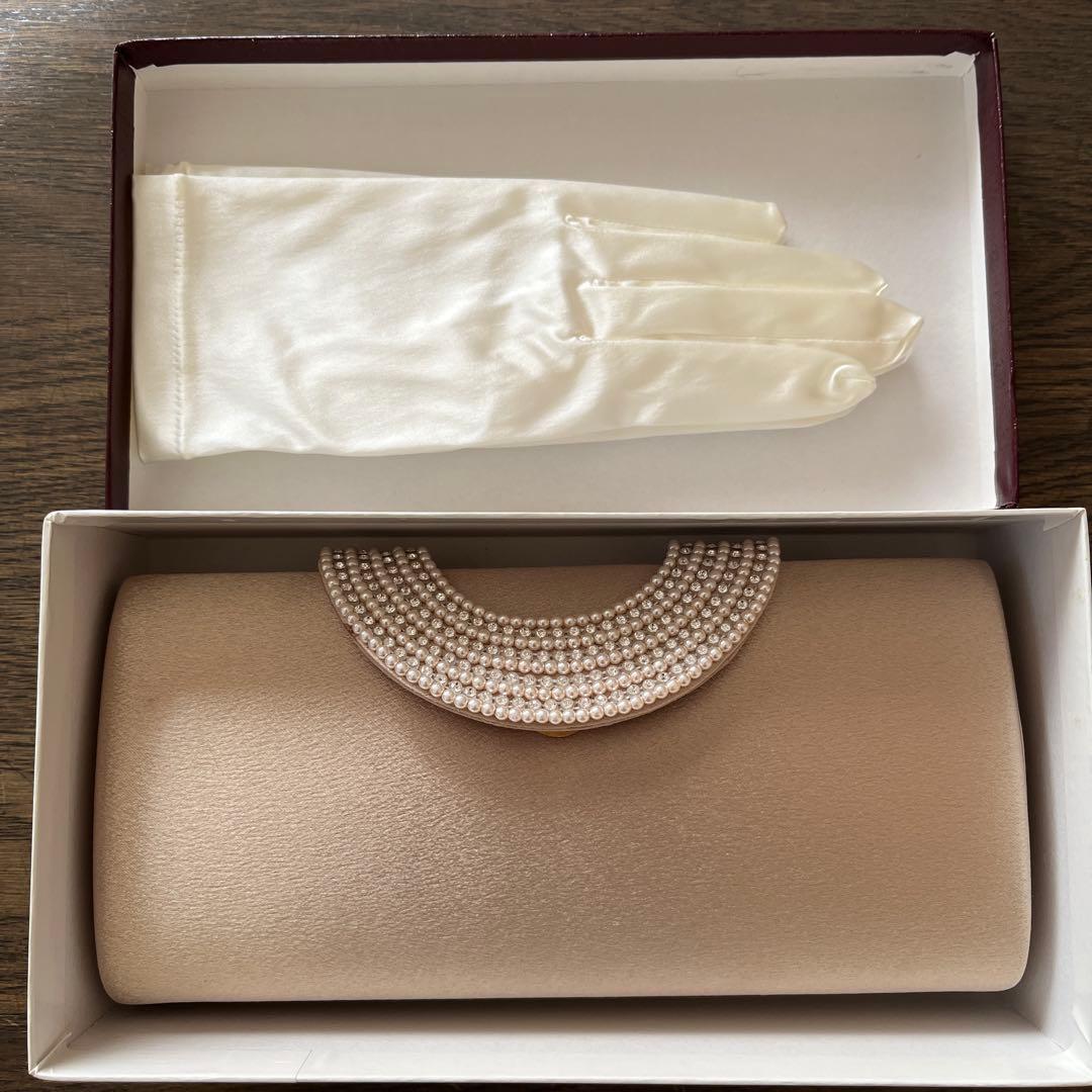 くぅ様　【美品】東京ソワール　フォーマルバッグ　パーティーバッグ　白手袋付き