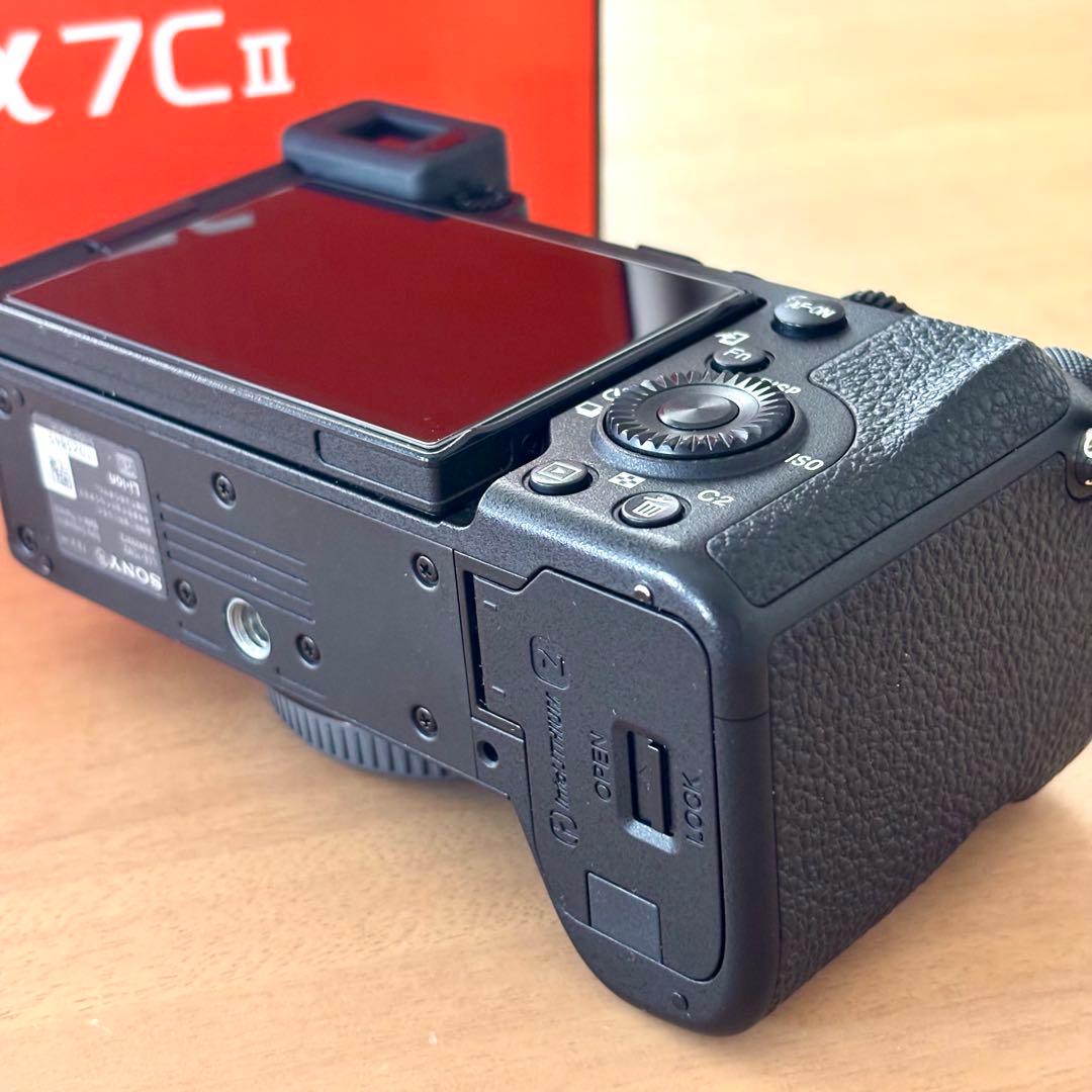 【美品】SONY α7C II ブラック ボディー本体 (ILCE-7CM2)