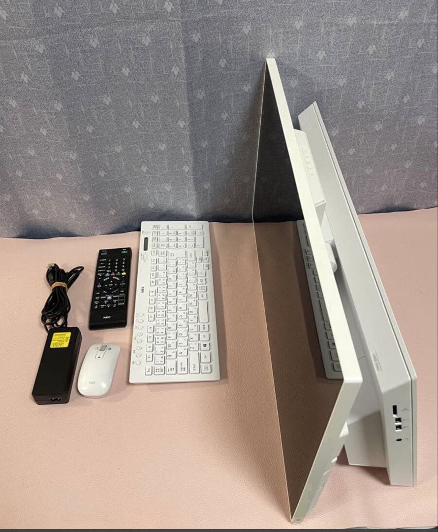 7103★HA970相当NEC一体型PC★Core i7★SSD★16GB★TV