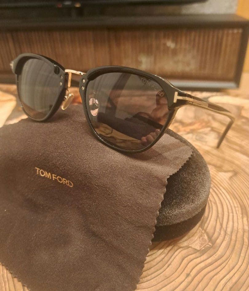 美品 TOM FORD サングラス TF878-D 01A トムフォード