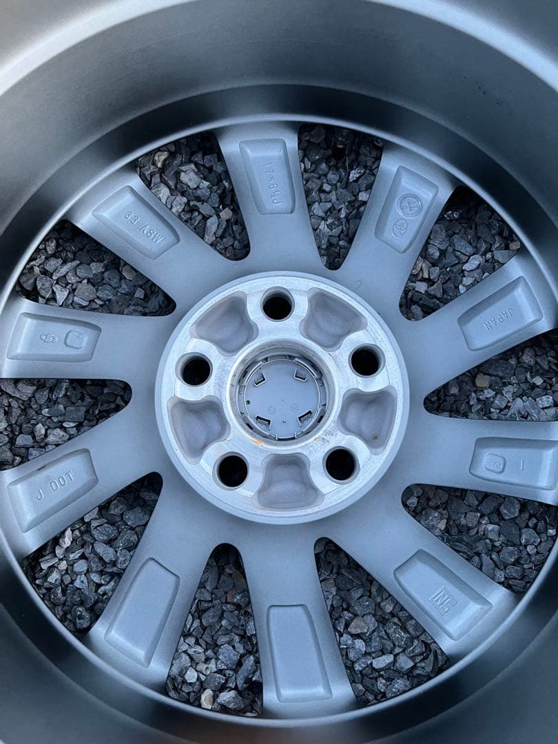 トヨタ 30アルファード 17インチ ホイール