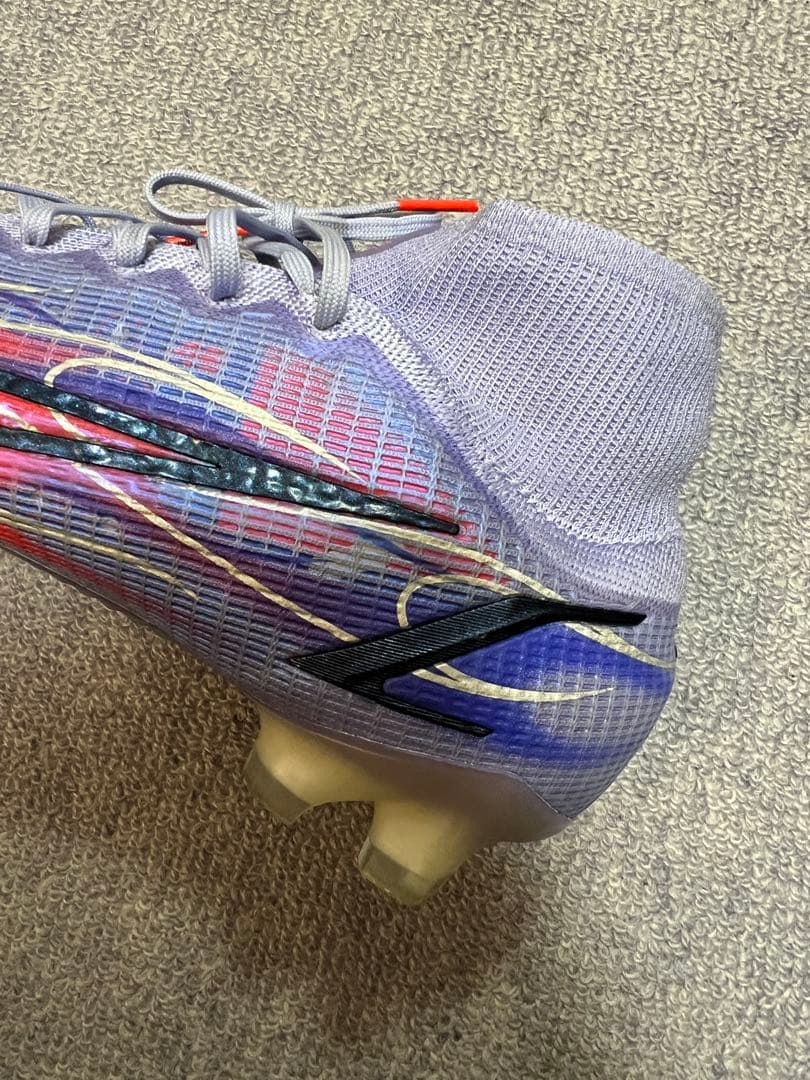 (美品)Nike Mercurial ハイカットサッカーシューズ グレー/レッド