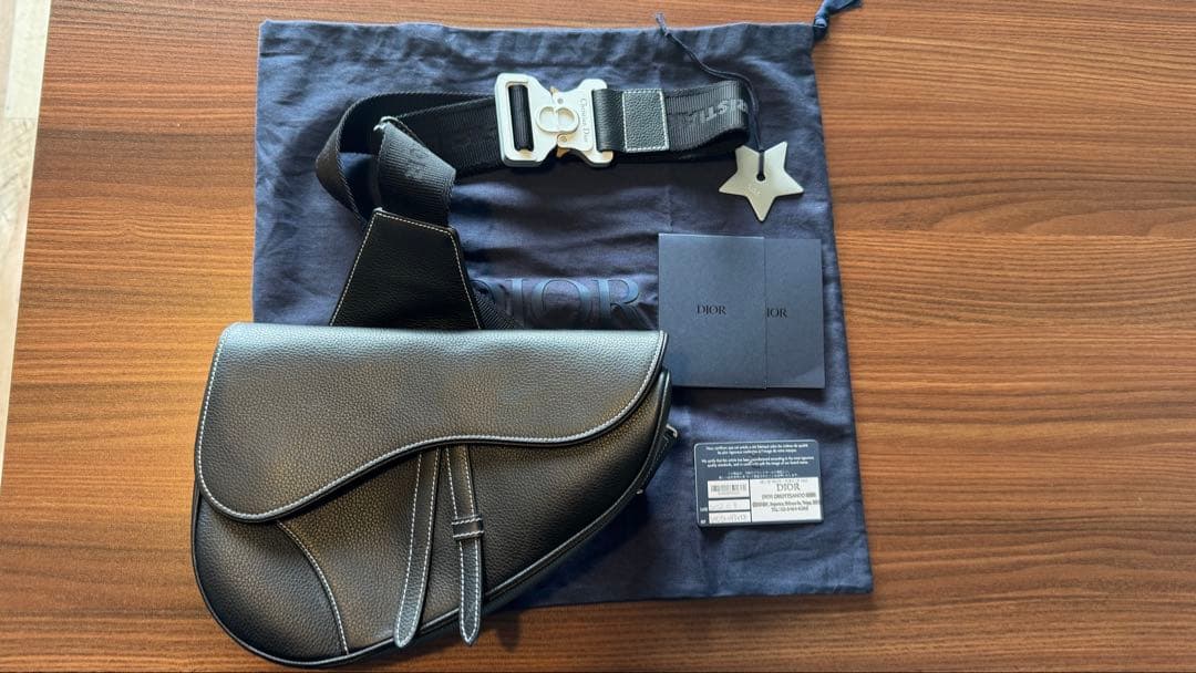 DIOR Saddle バッグ グレインドカーフスキン