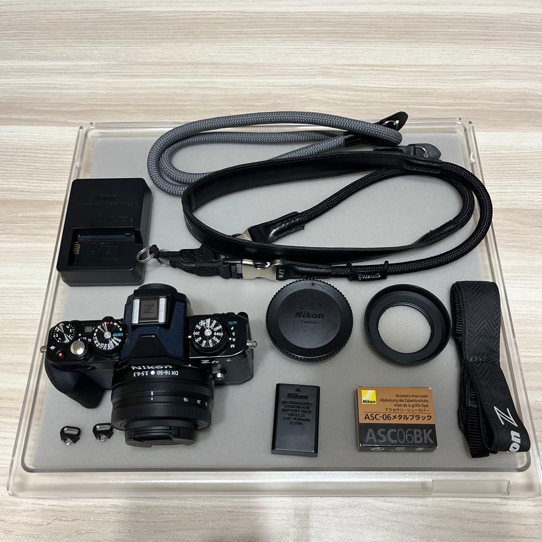 【極美品】Nikon Z fc プレミアムエクステリア張替