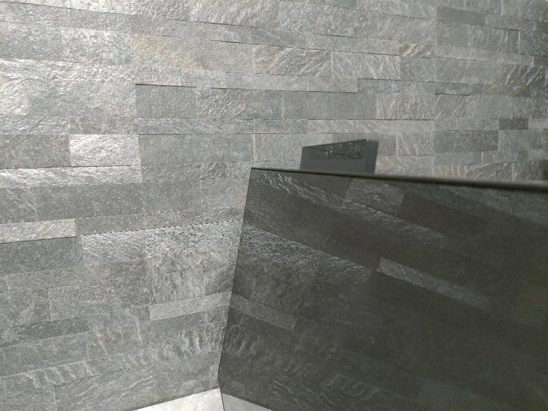 NEC 27インチ 一体型パソコン 第8世代 新品メモリ16 新品SSD 美品