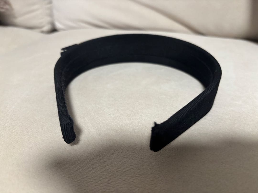 Ferragamoカチューシャ