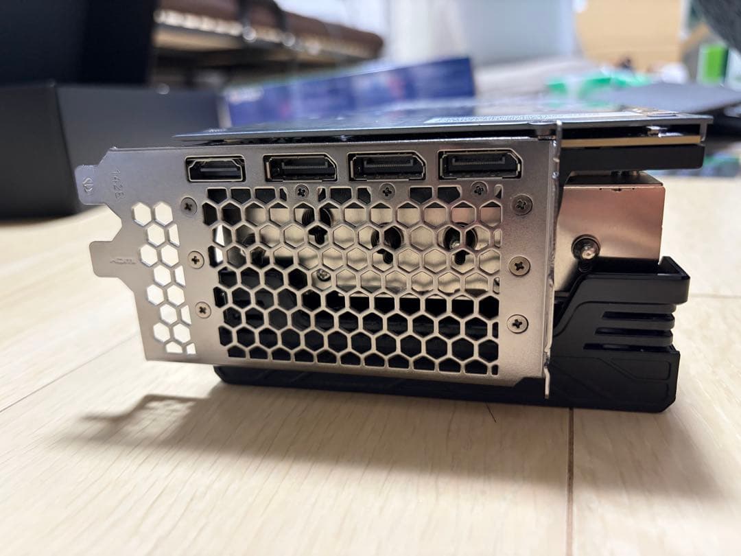 グラフィックボード・グラボ・ビデオカード Palit RTX 4070 Ti SUPER GameRock