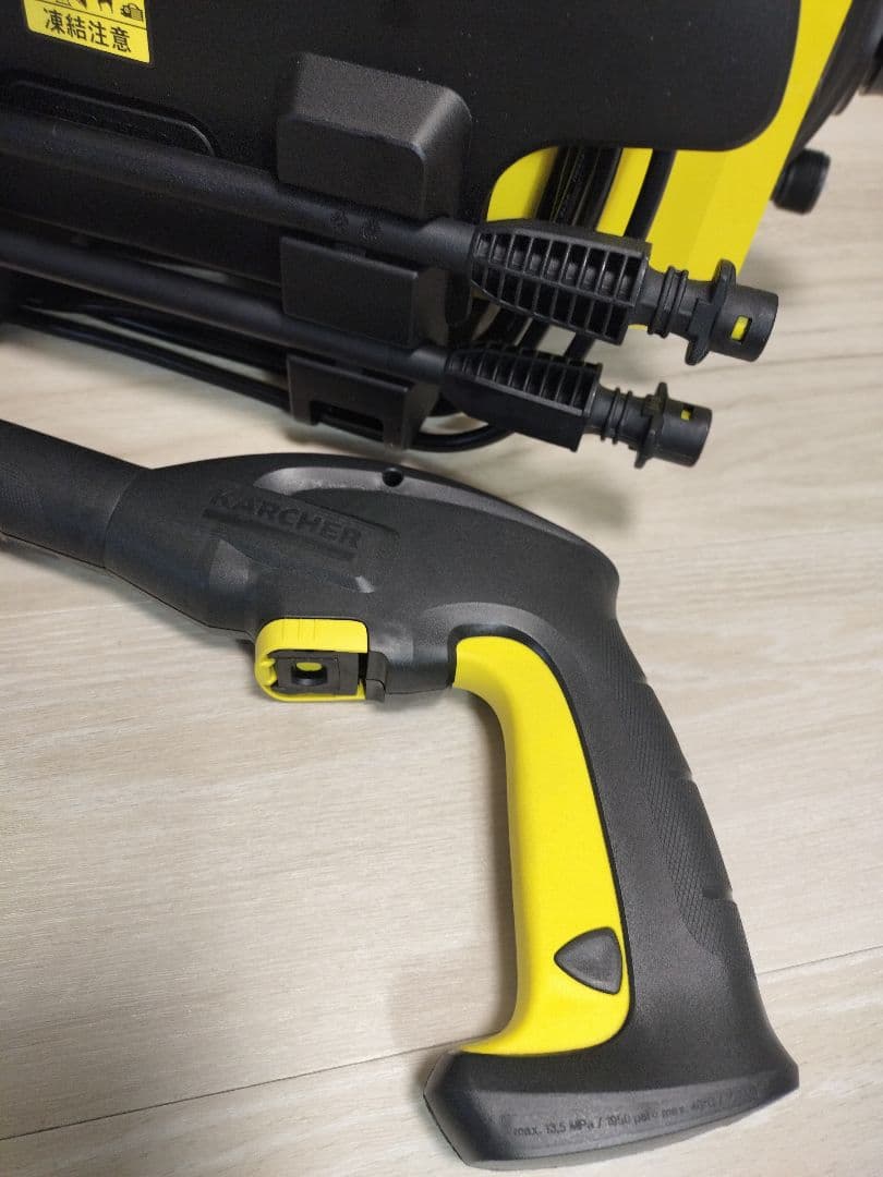 美品 ケルヒャー K2 サイレント 高圧洗浄機+ デッキブラシ+自吸水ホース