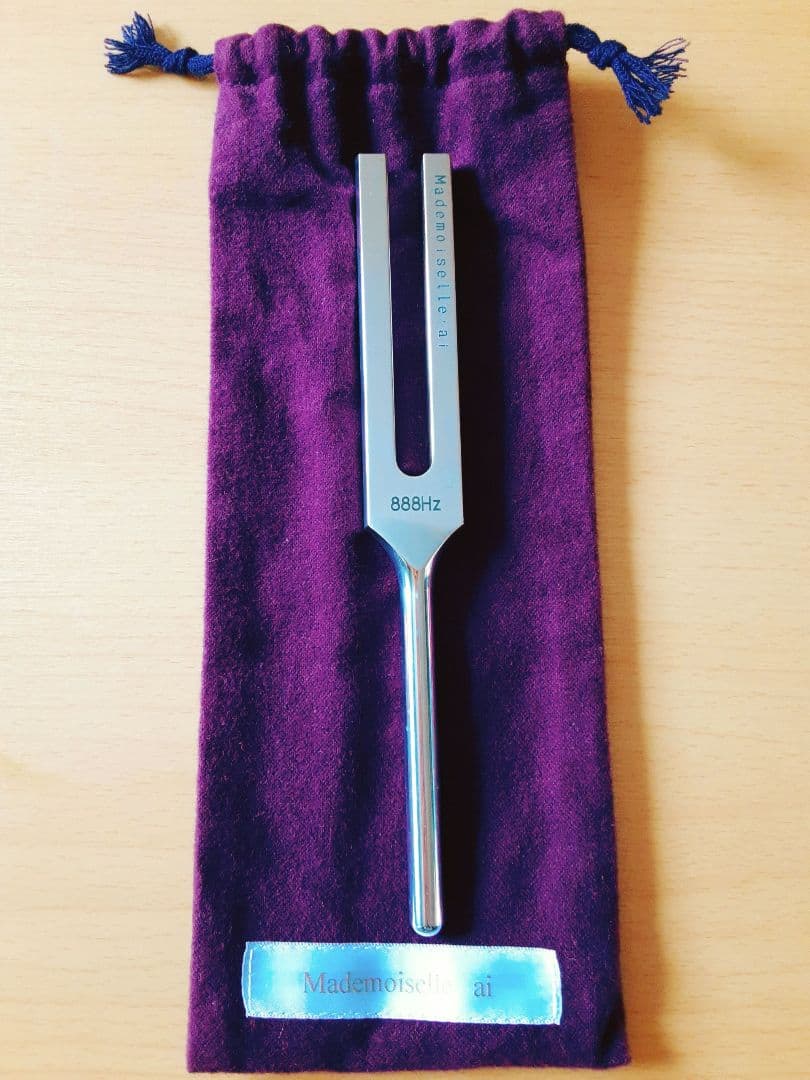 【美品】888Ｈｚジーザスクライスト 鏡面仕上げ マドモアゼル・愛 巾着付