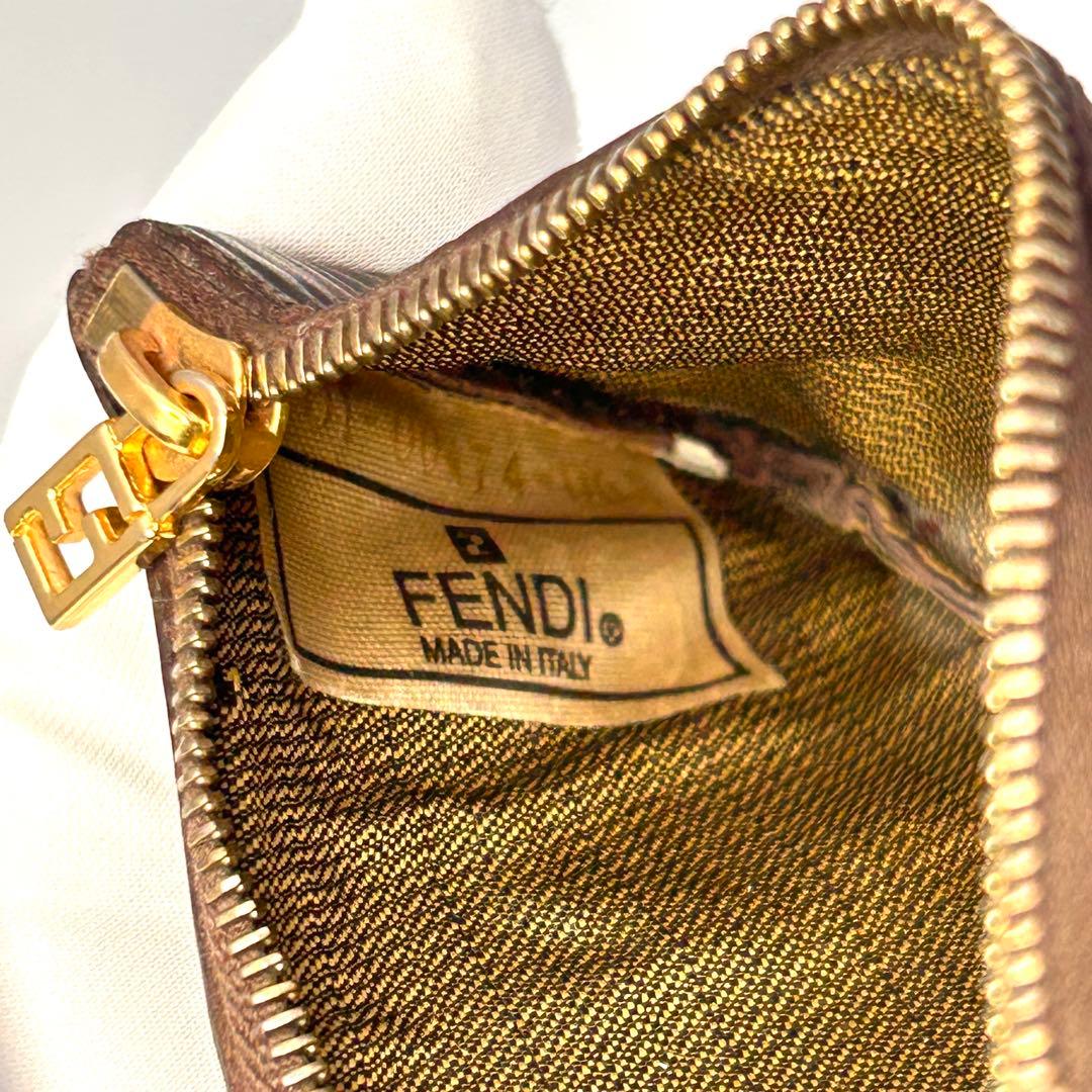 レア美品✨ FENDI フェンディ ケース レザー ダークブラウン