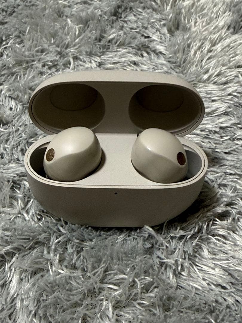 Sony WF-1000XM5 プラチナシルバー ワイヤレスイヤホン