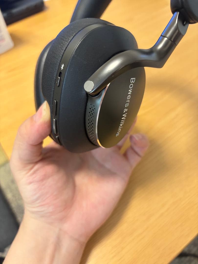 【最安チャレンジ】　Bowers & Wilkins PX8