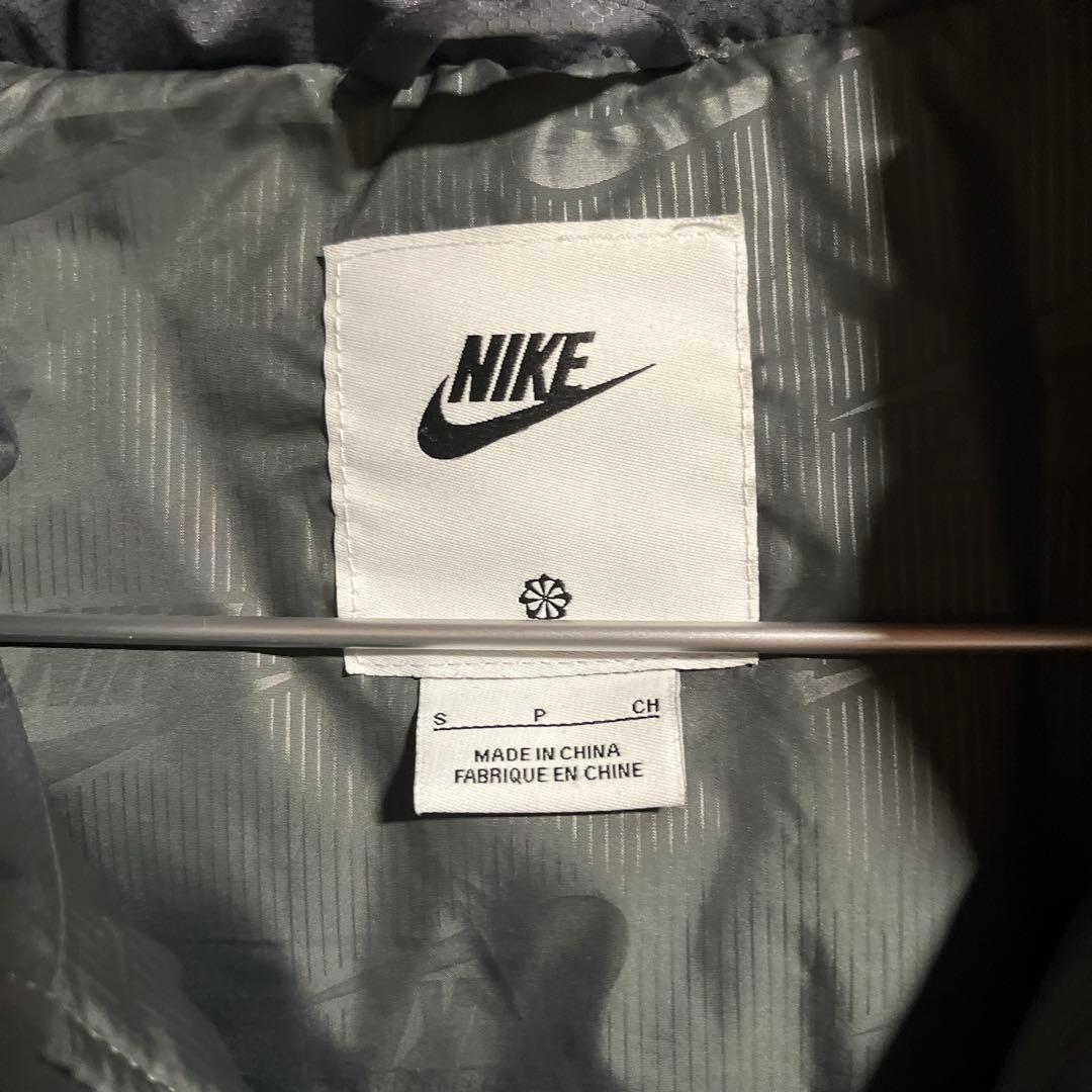 Nike ダウンベスト グレー S