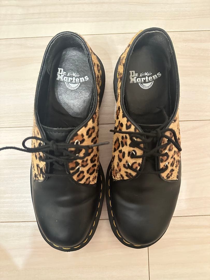 Dr. Martens レオパード柄レザーシューズ