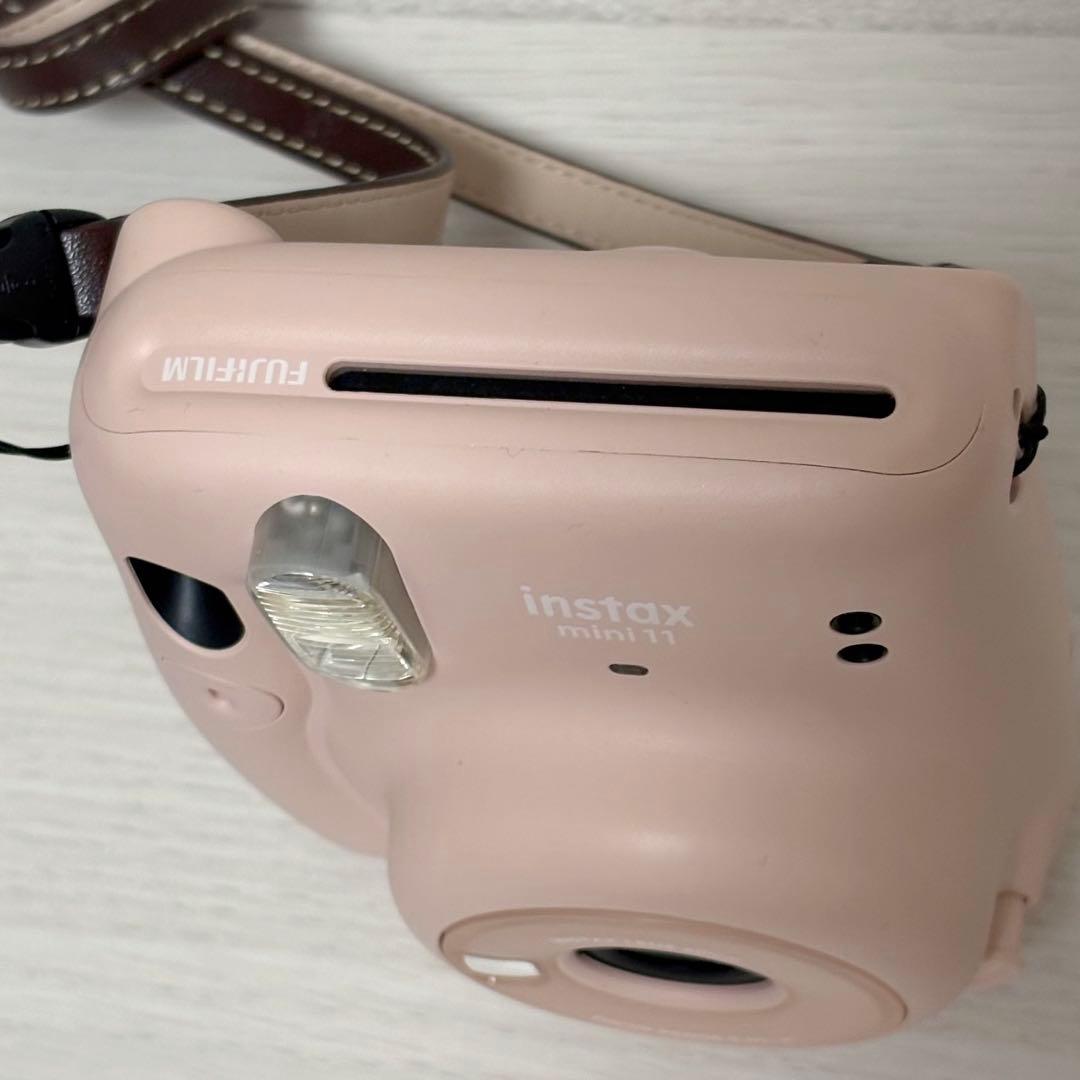 美品 FUJIFILM instax mini11 チェキ ピンク　動作確認済み