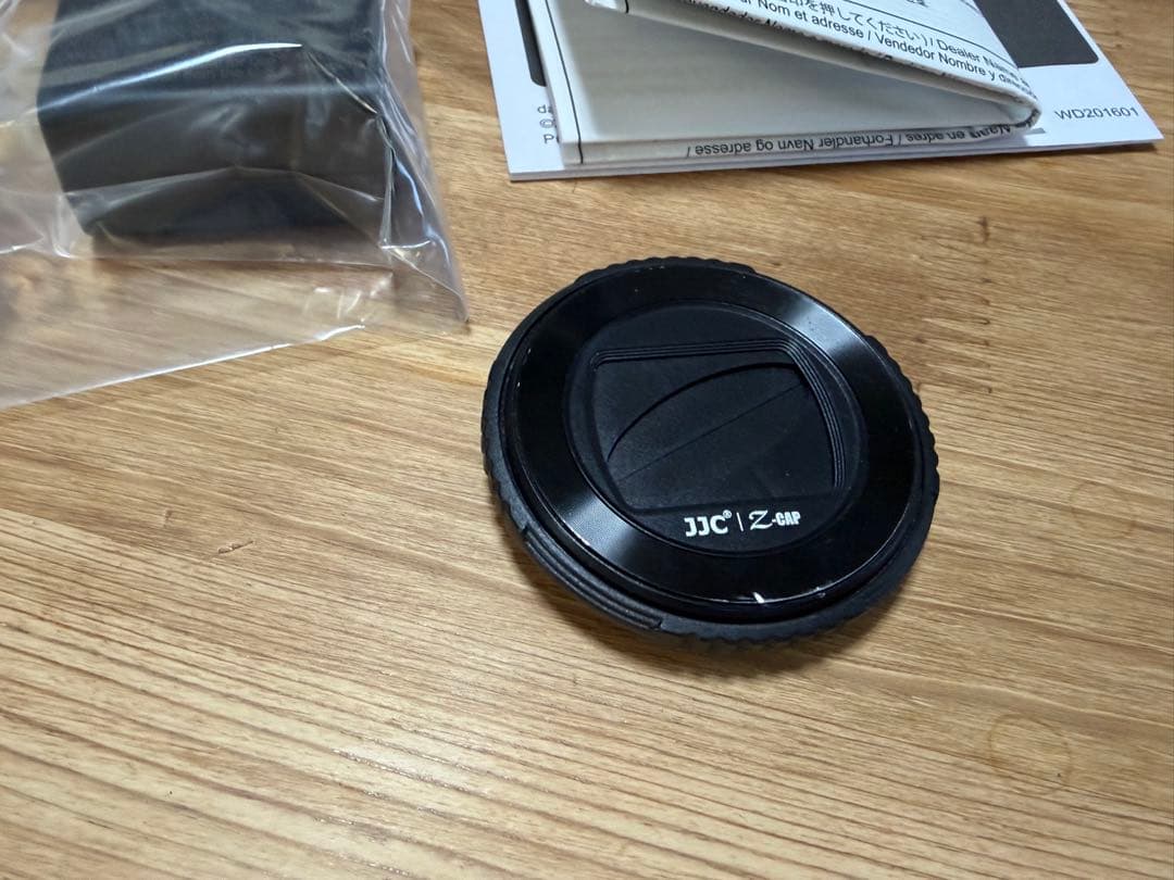 OLYMPUS Tough TG-6 レッド 本体と付属品　中古