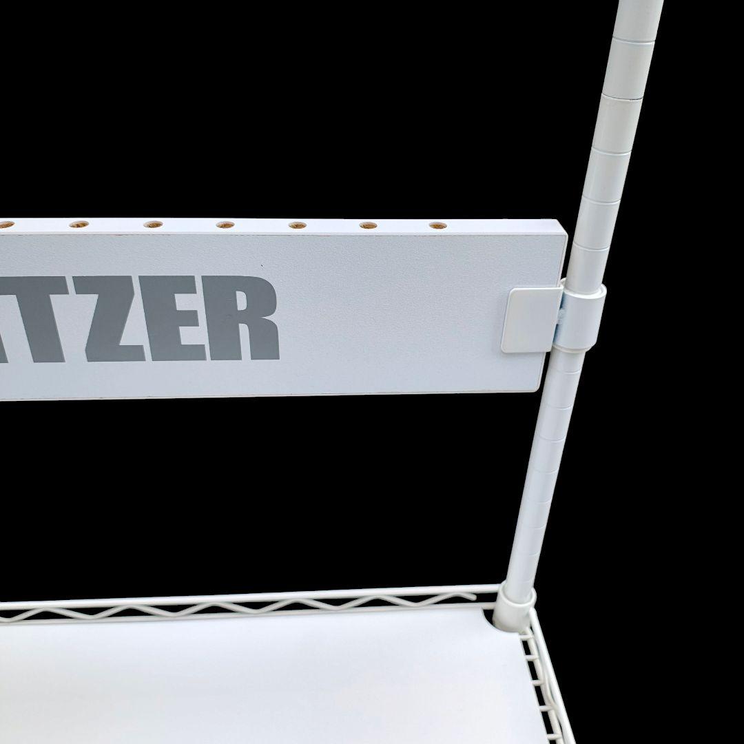 【送料無料】BLITZER ダーツボード スタンド付き　ホワイト