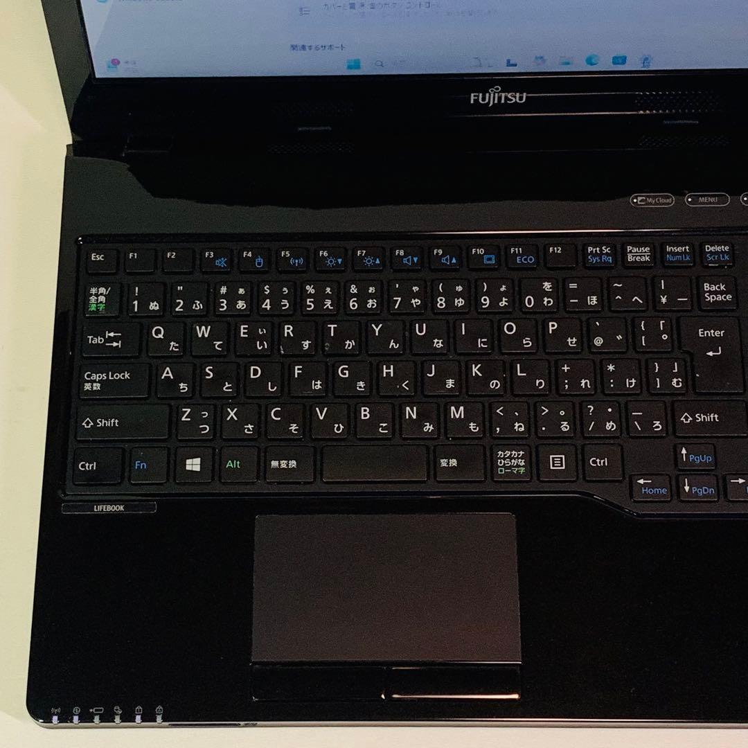 Core i7✨SSD1TB✨16GB✨カメラ✨富士通✨オフィス✨ノートパソコン