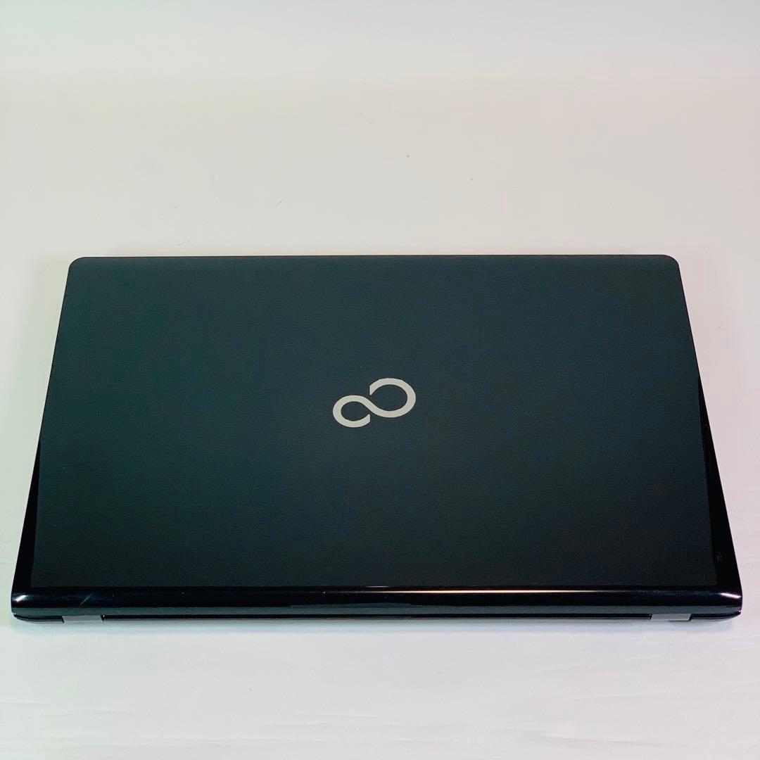 Core i7✨SSD1TB✨16GB✨カメラ✨富士通✨オフィス✨ノートパソコン