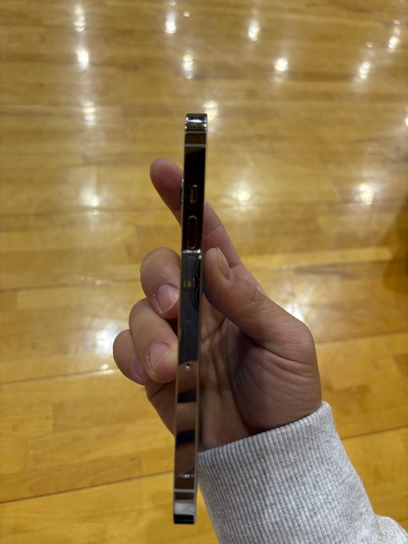 （美品）iPhone 13 Pro ホワイト 本体　256GB 値下げ交渉可