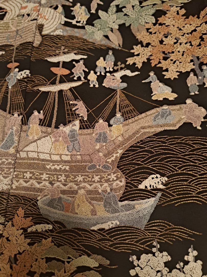 美品❇️豪華総刺繍黒留袖　比翼仕立て　 やまと誂製袋帯　フルセット