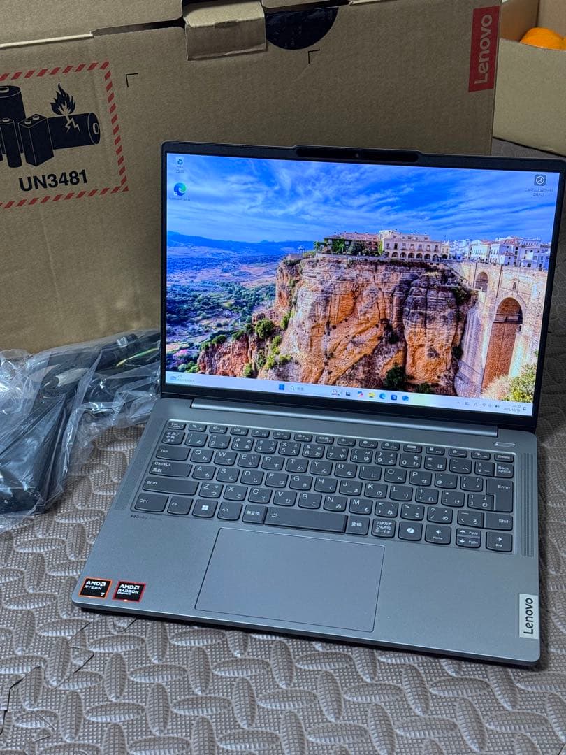 Windowsノート本体 Lenovo IdeaPad Pro 5 Gen 9Ryzen 7 8845HS